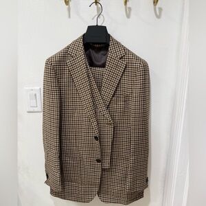 Suitsupply Summer Brown Sport Coat & Vest with Classic Houndstooth Pattern